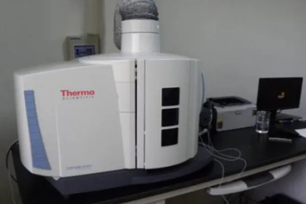 Plasma heating spectrometer